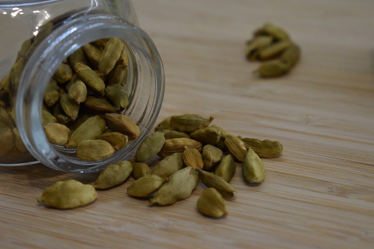cardamom, spices, seeds, cuisine, cardamom, cardamom, cardamom, cardamom, cardamom